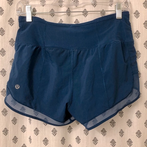 Lululemon shorts - Picture 2 of 7